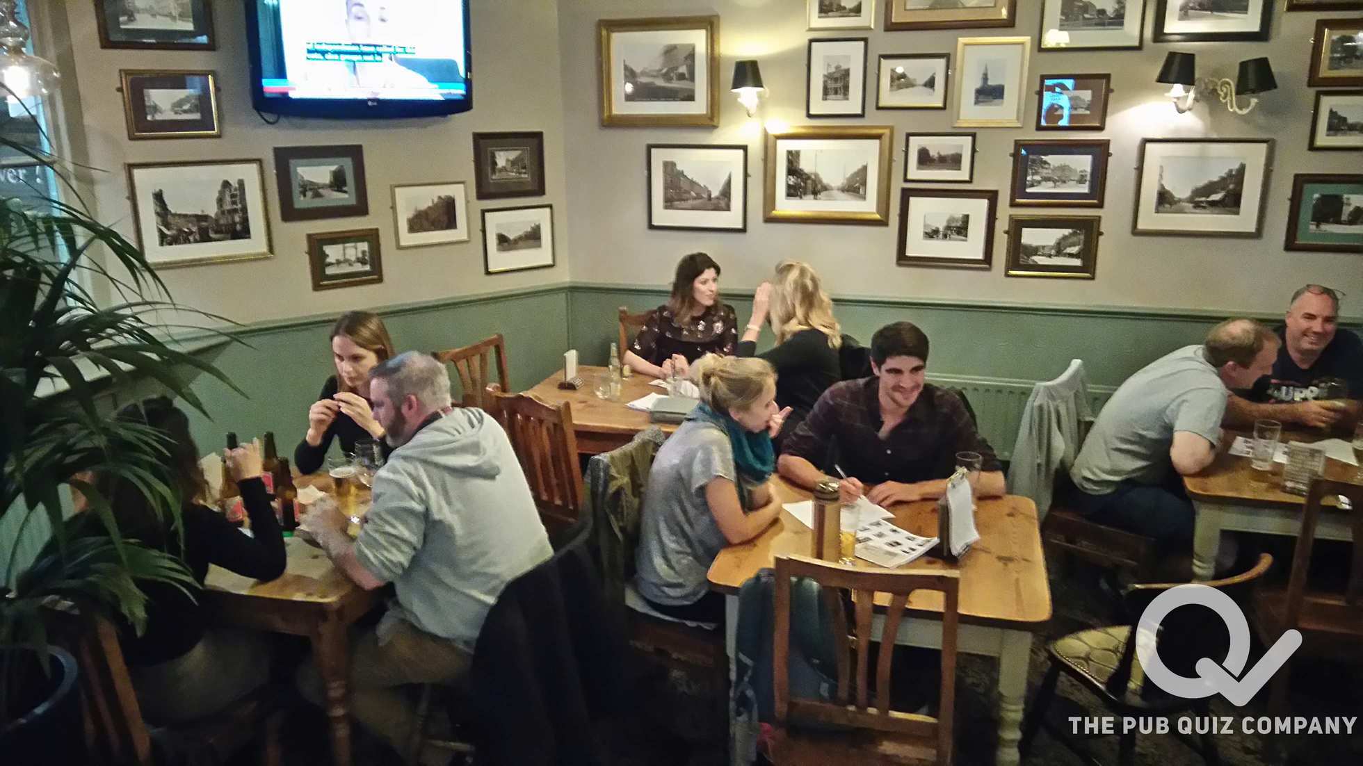 The Crown - Thursday 28th September 2017