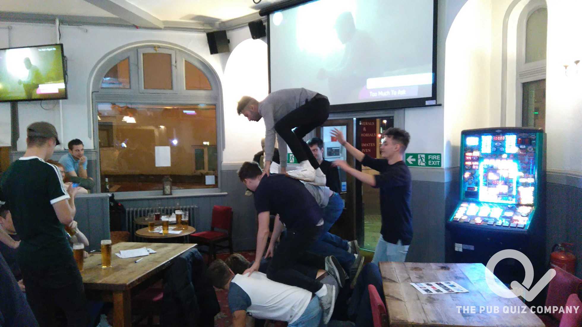 The Bear Inn - Sunday 15th October 2017