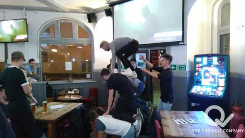 The Bear Inn - Sunday 15th October 2017