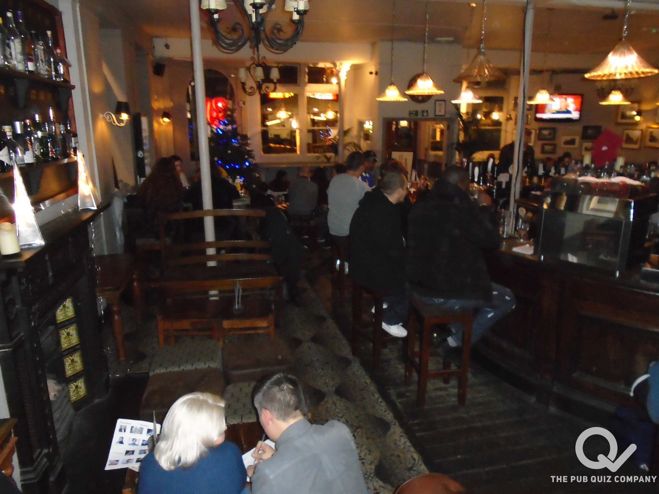 The Crown - Thursday 7th December 2017